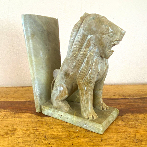 Grey stone lion bookend - grey,