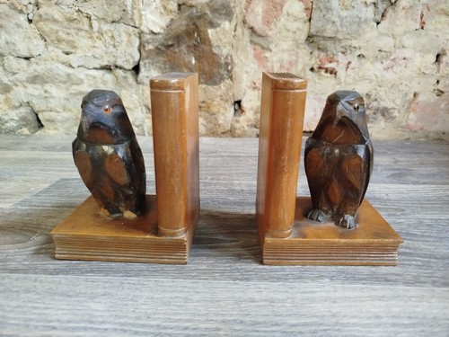 Pair art deco carved bird - art,